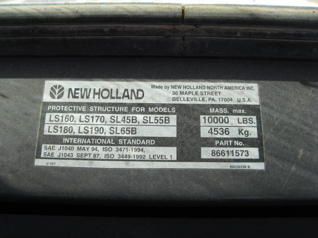New Holland Model LS180 Skid Loader with Bucket
