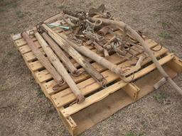 Pallet Antique items