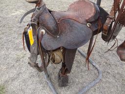 Saddle