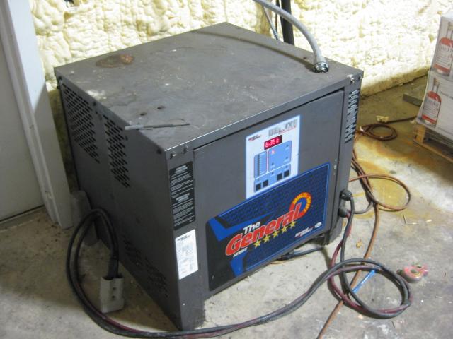 Raymond Electric Forklift Model 445-C30 Serial Number 455-12-10849 and Charger Hours 5133