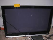 Sansung LCD 42" TV upstairs