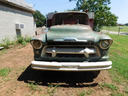 1957 Chevrolet 6400 Grain Truck