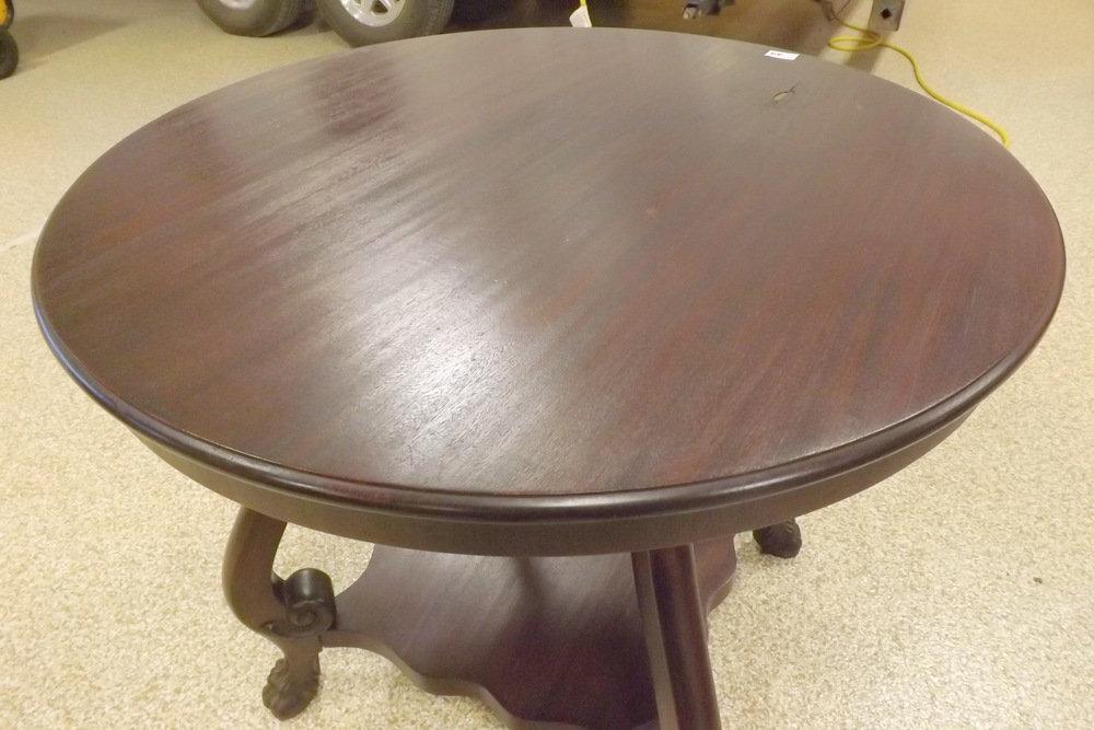 Round Claw Foot Table w/Shelf on Bottom
