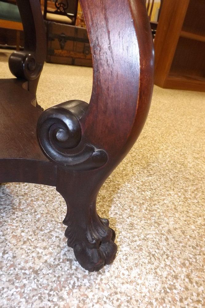 Round Claw Foot Table w/Shelf on Bottom