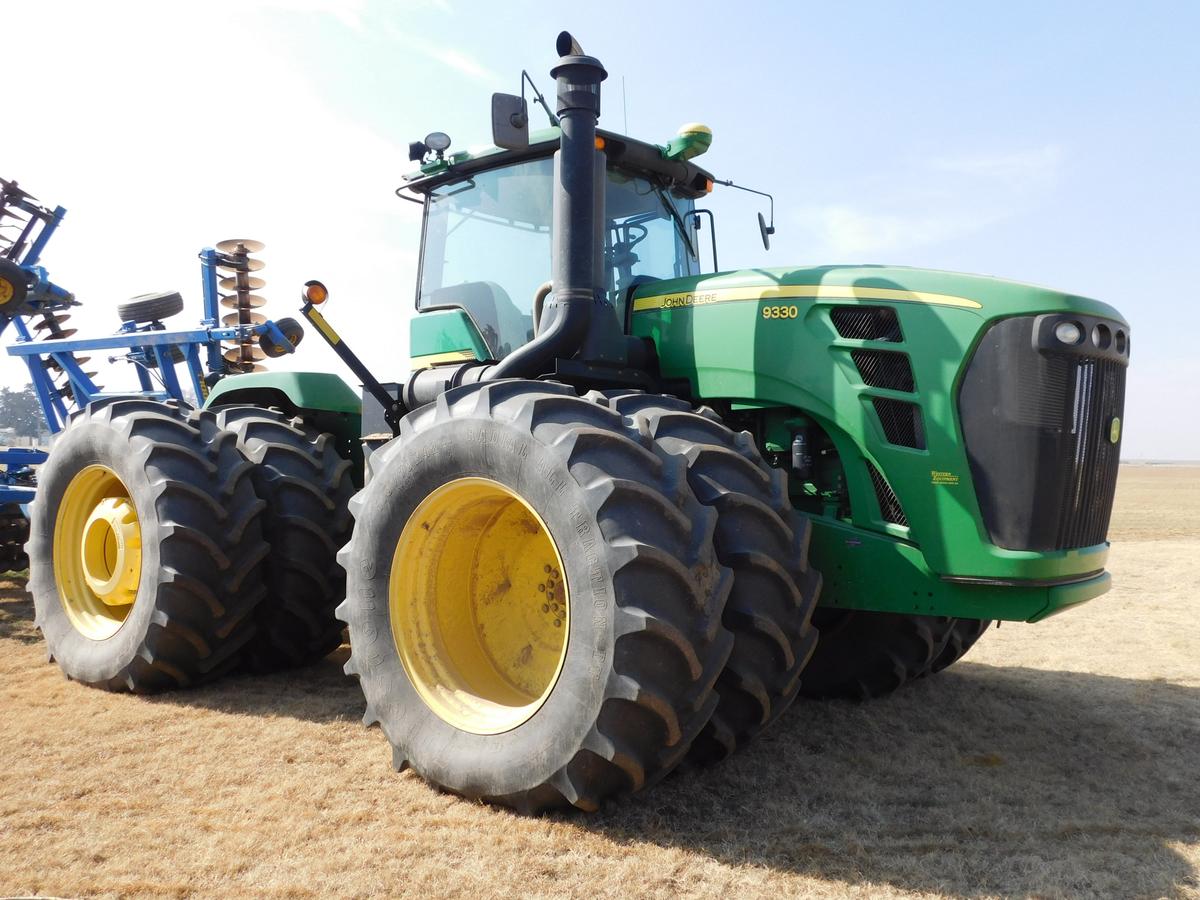 John Deere 9330 Tractor