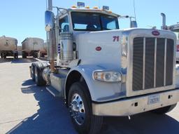 2013 Peterbilt Day Cab Truck