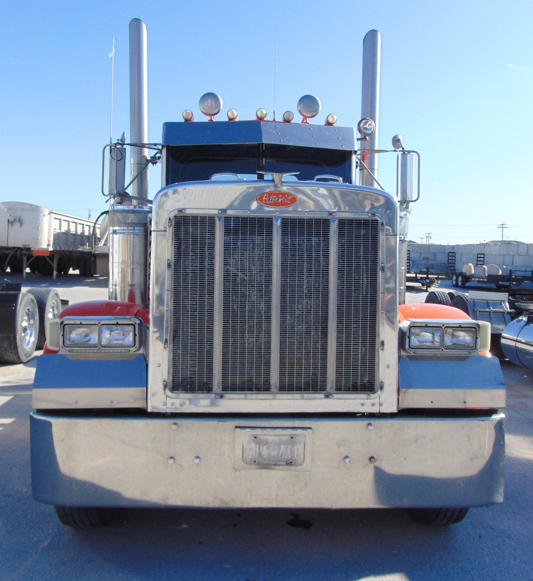 1997 Peterbilt Day Cab Truck