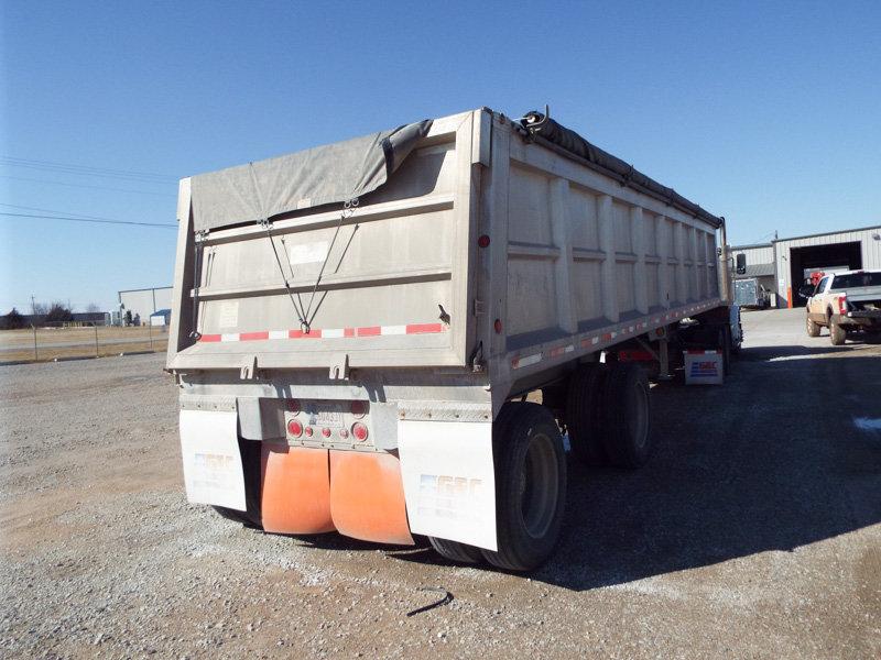 2000 Travis Aluminum Pneumatic Trailer