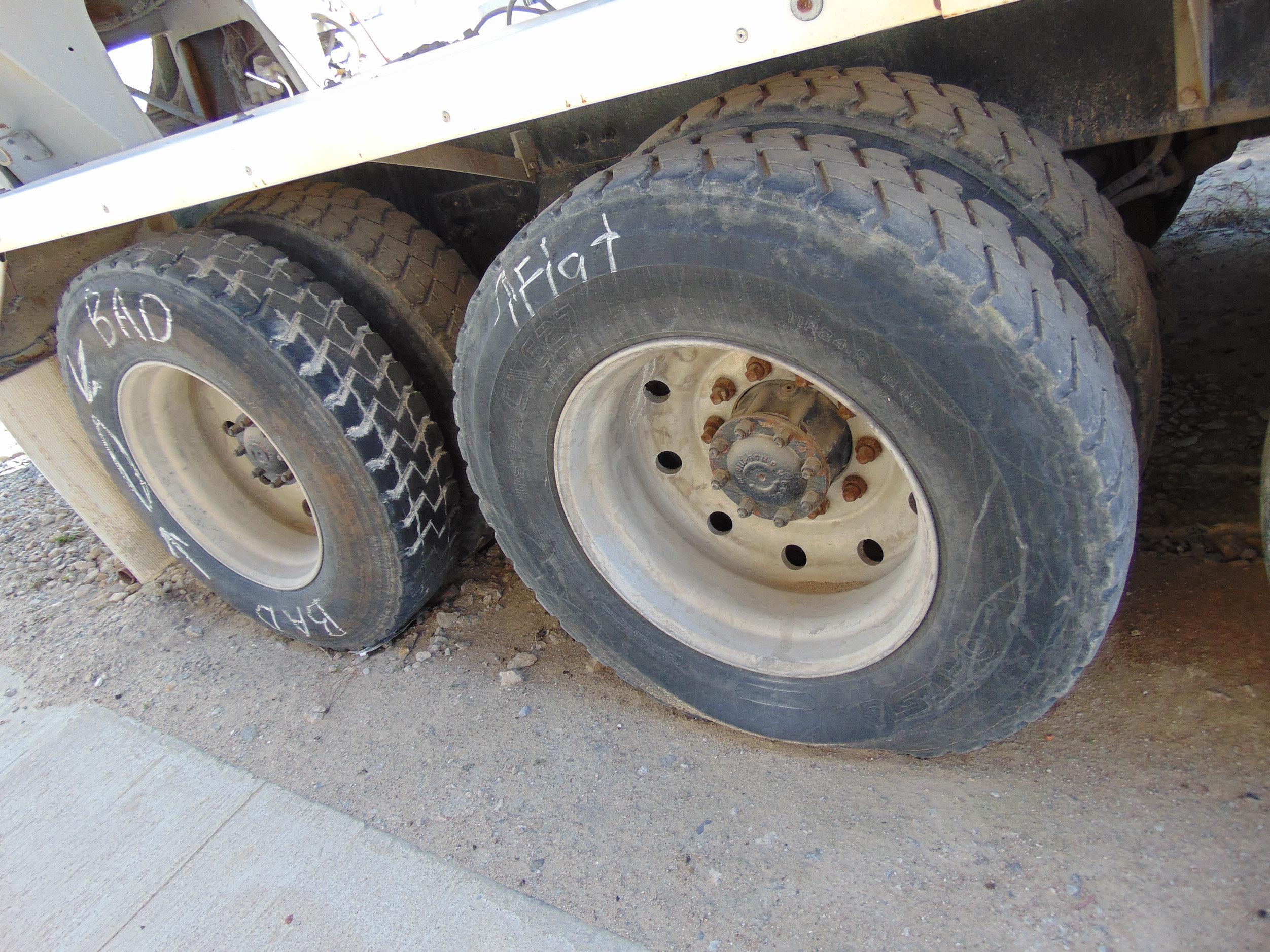 2006 Kenworth McNeilus Mixer Truck