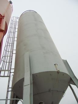 140 ton cement silo w/ rotary feeder w bag house, ladder and safety cage