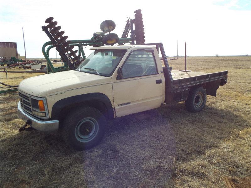 Chevrolet 2500 Cheyenne w/Butler Bed