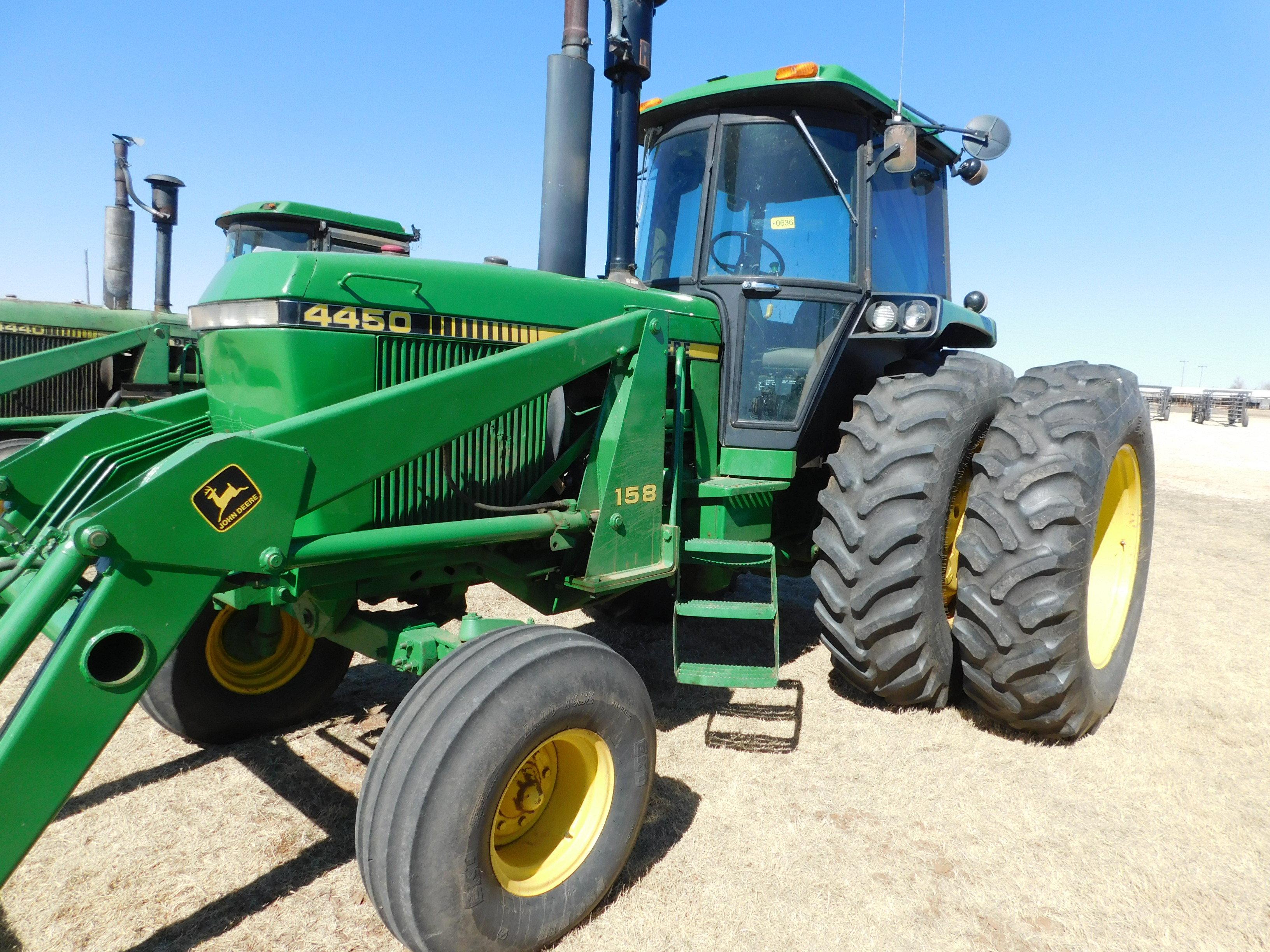 John Deere 4450 Tractor w/JD 158 Loader Bucket