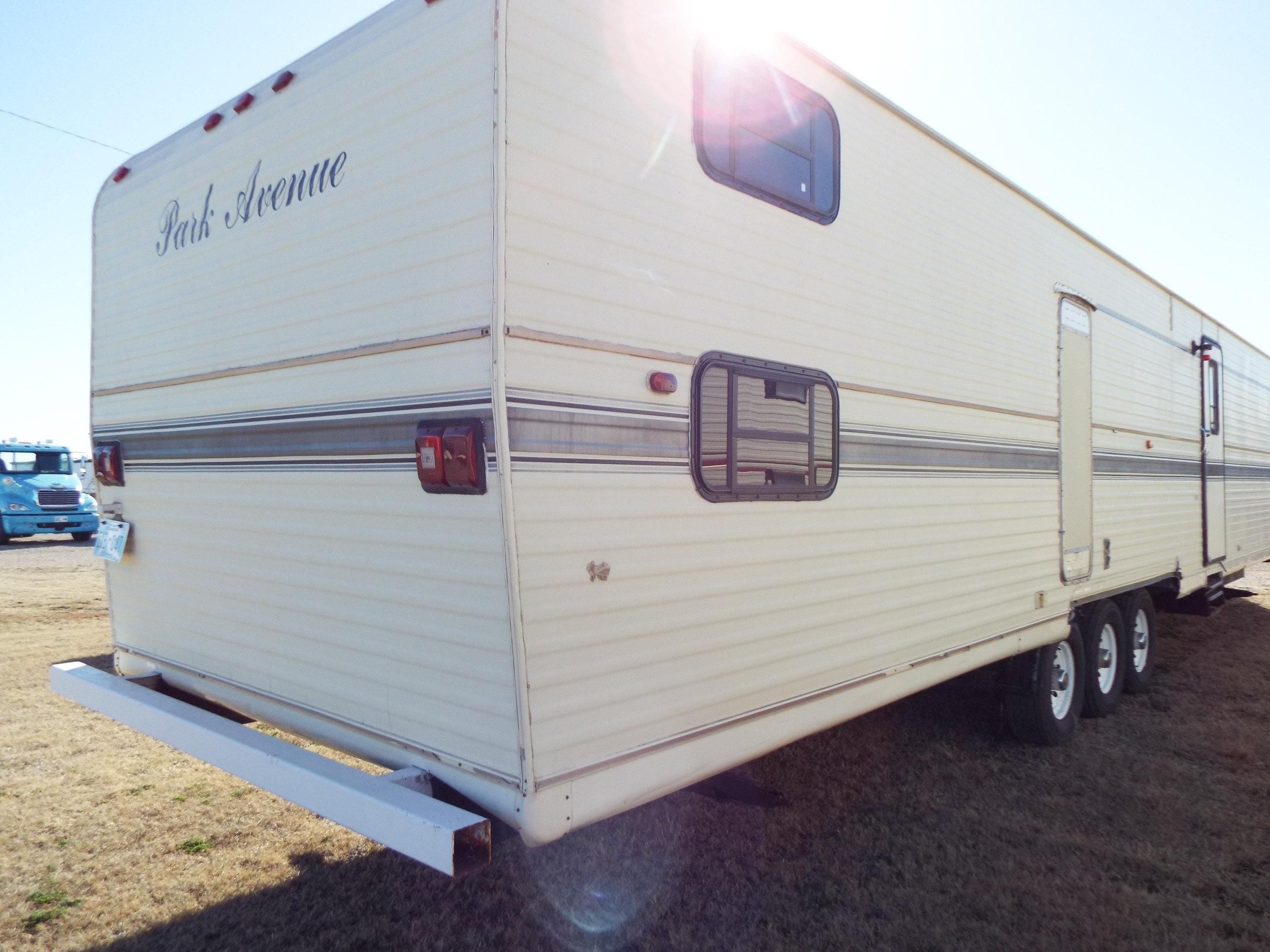 1997 8x40 Park Avenue Bunkhouse