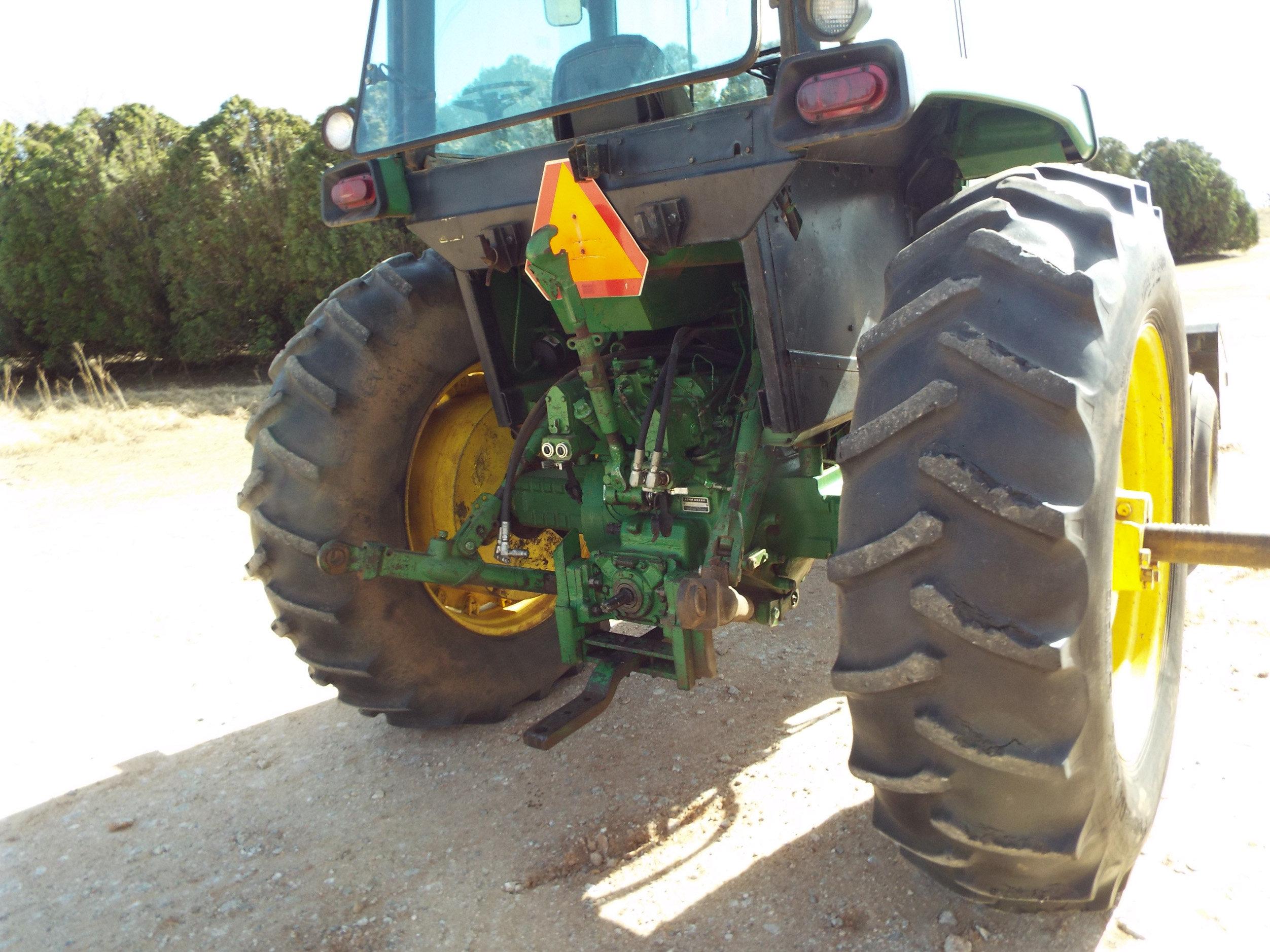 John Deere 4440 2W tractor, 9,426 hrs