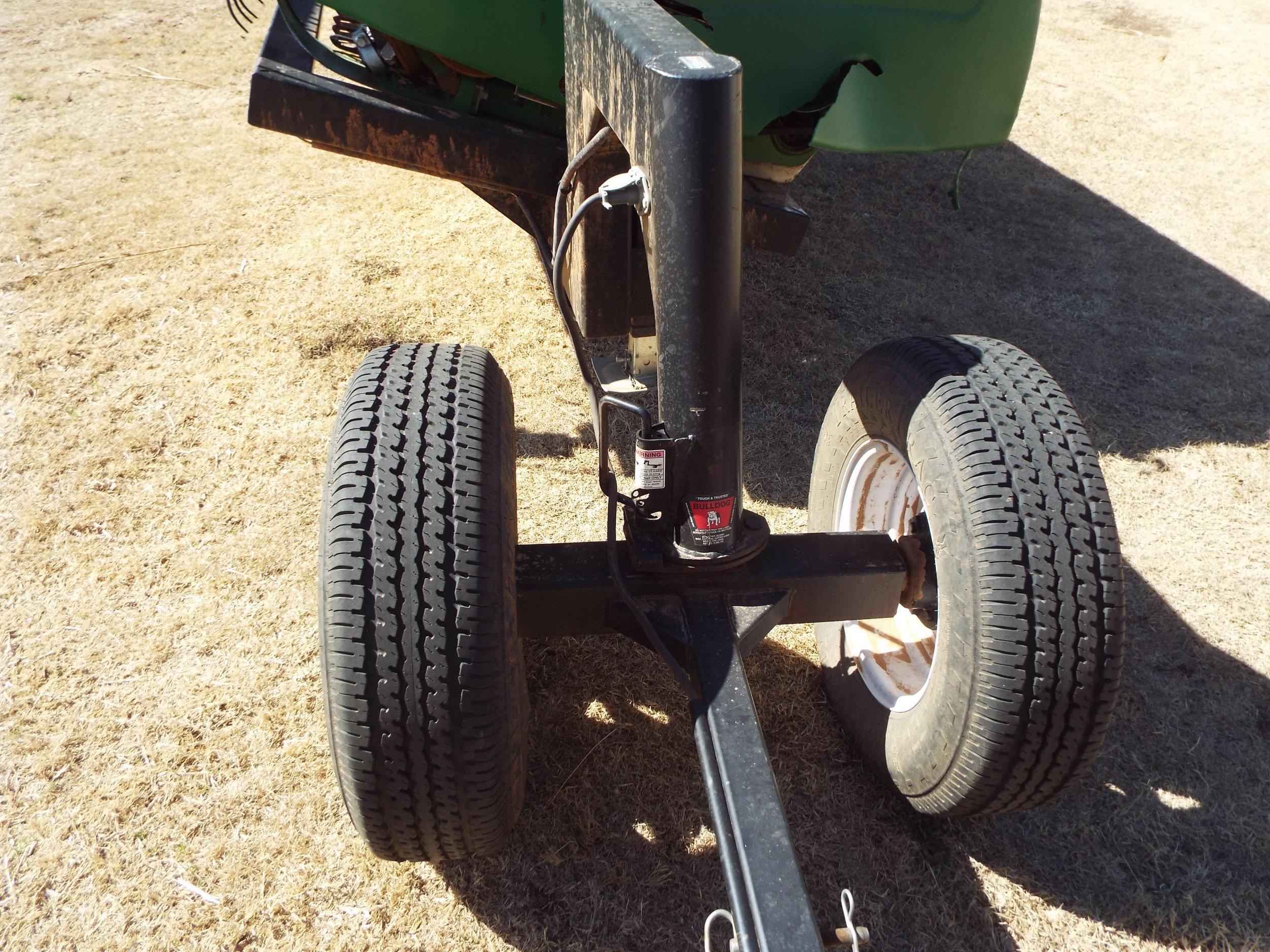 John Deere 630 F 30' header