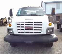 2006 GMC 2 ton, Truck