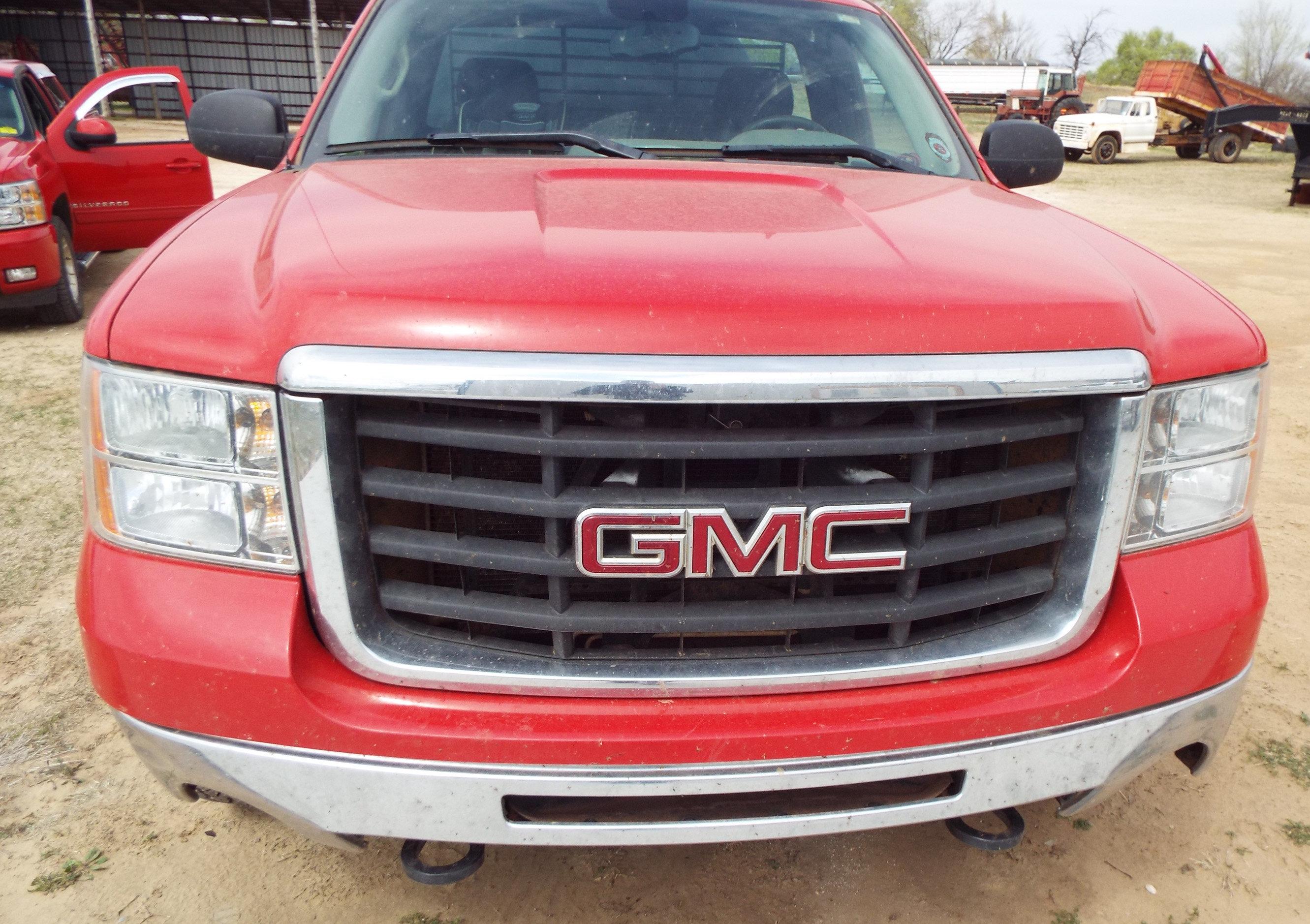 2008 Red 2500 HD GMC single cab Pickup