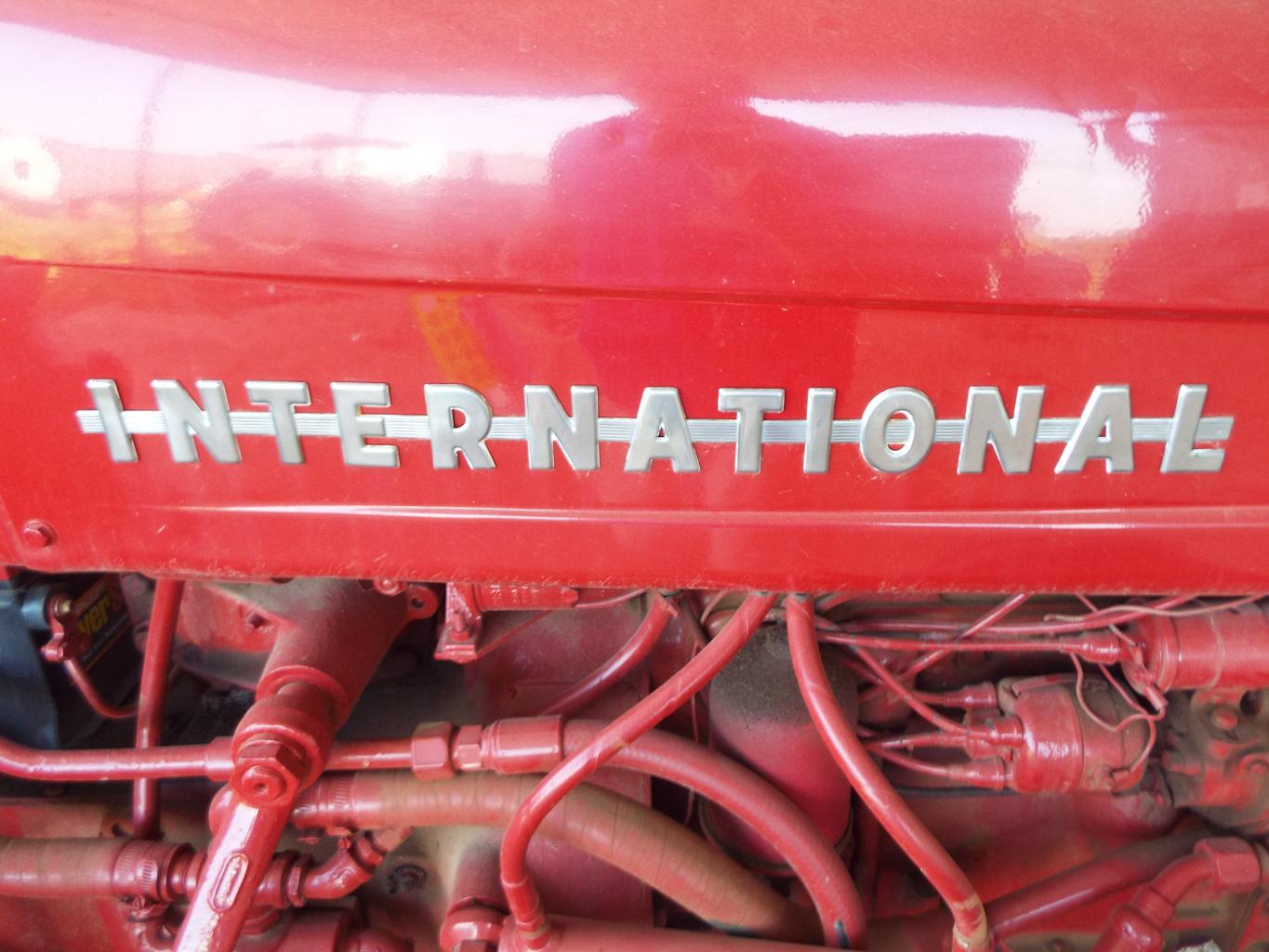 International 300 LP Gas Tractor