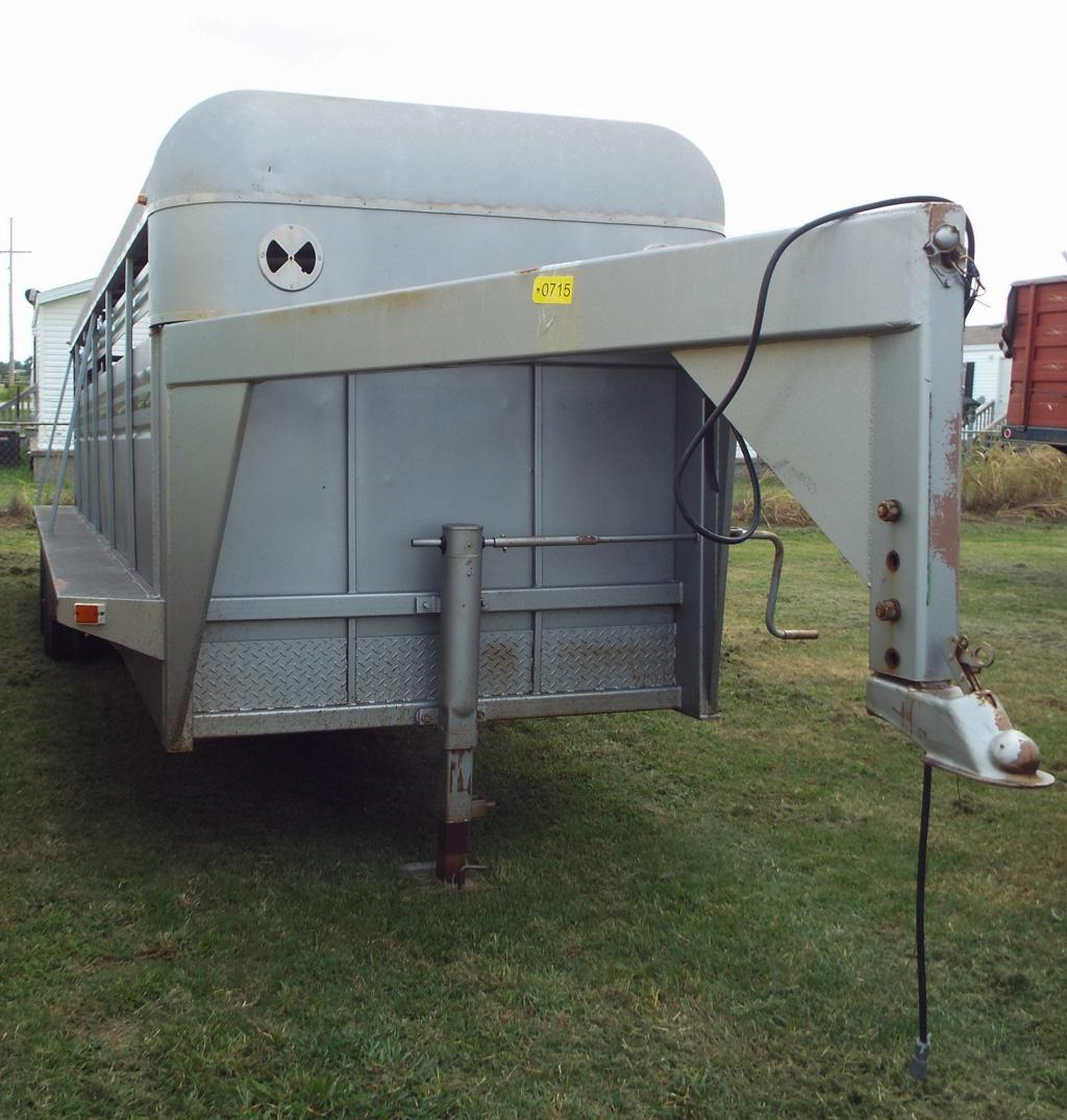 1978 Gooseneck 20x6 full cover stock trailer