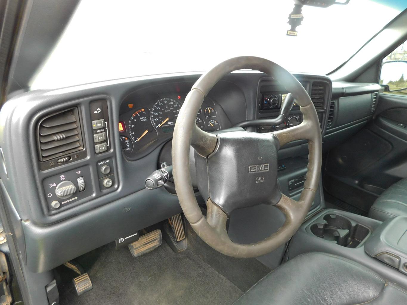 2002 GMC 2500HD Pickup