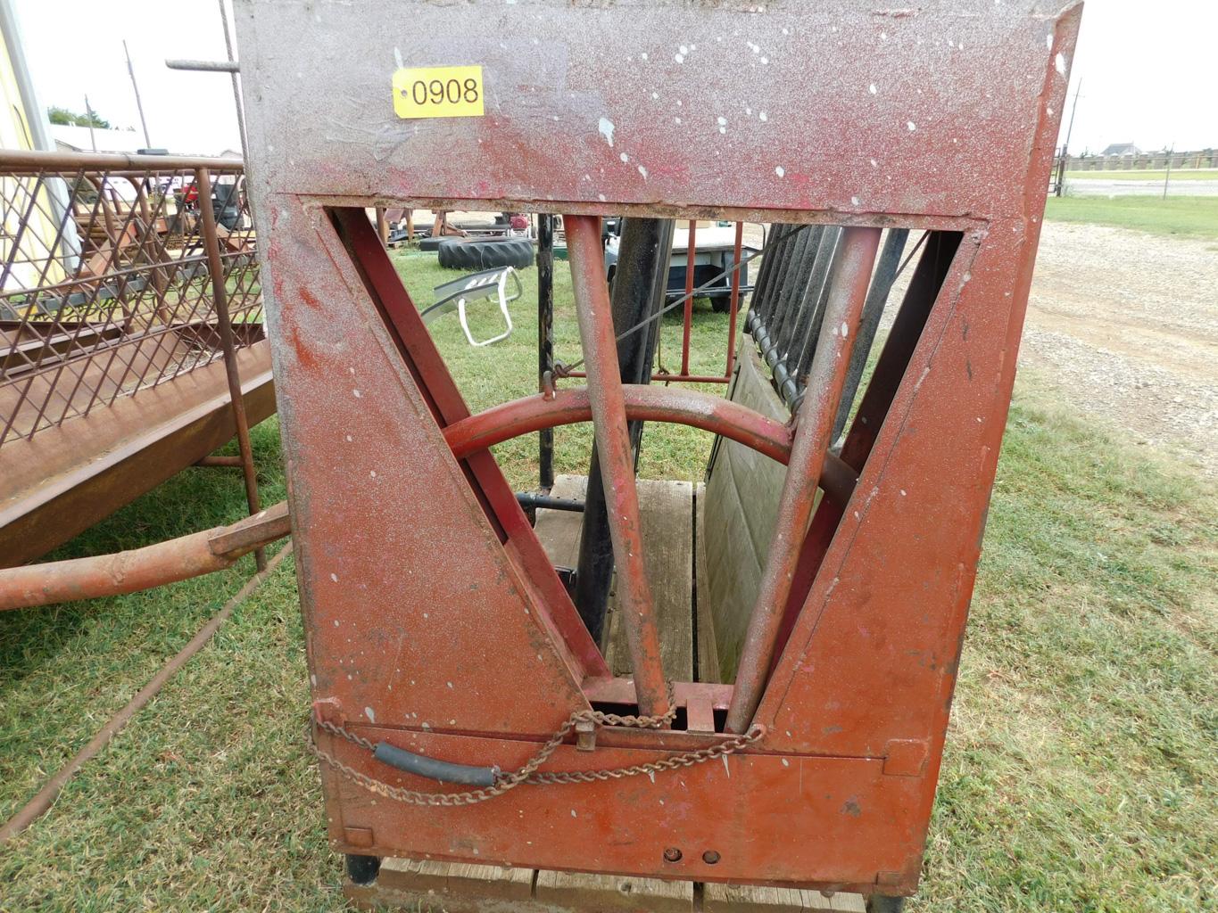 Working Cattle Chute