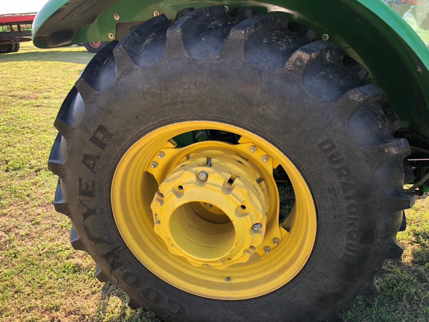 2014 John Deere 5083E, MFW tractor