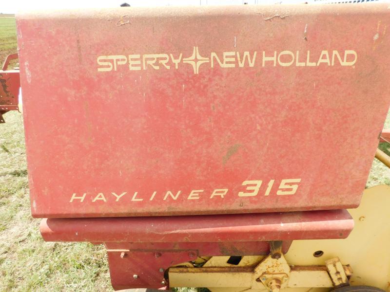 New Holland 315 Square Baler