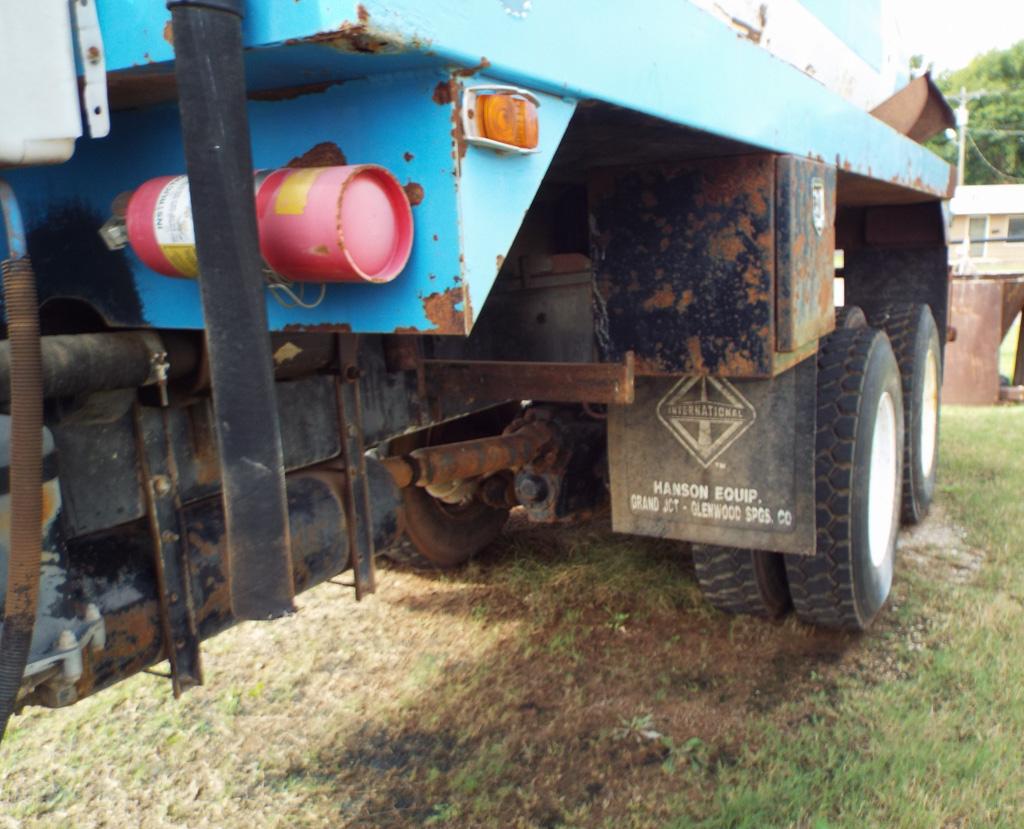 1995 357 Peterbilt truck,