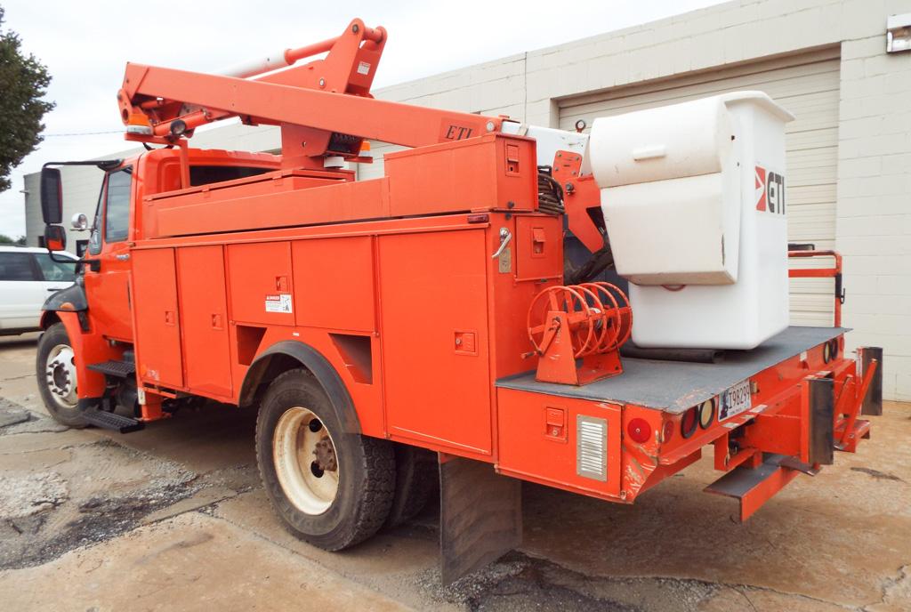 2008 International Dura Star Bucket Truck