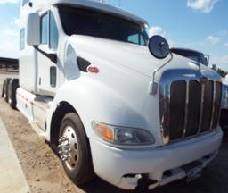 2008 Peterbilt Truck, with stand up Deluxe Sleeper