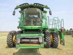 2014 John Deere S670 STS Combine