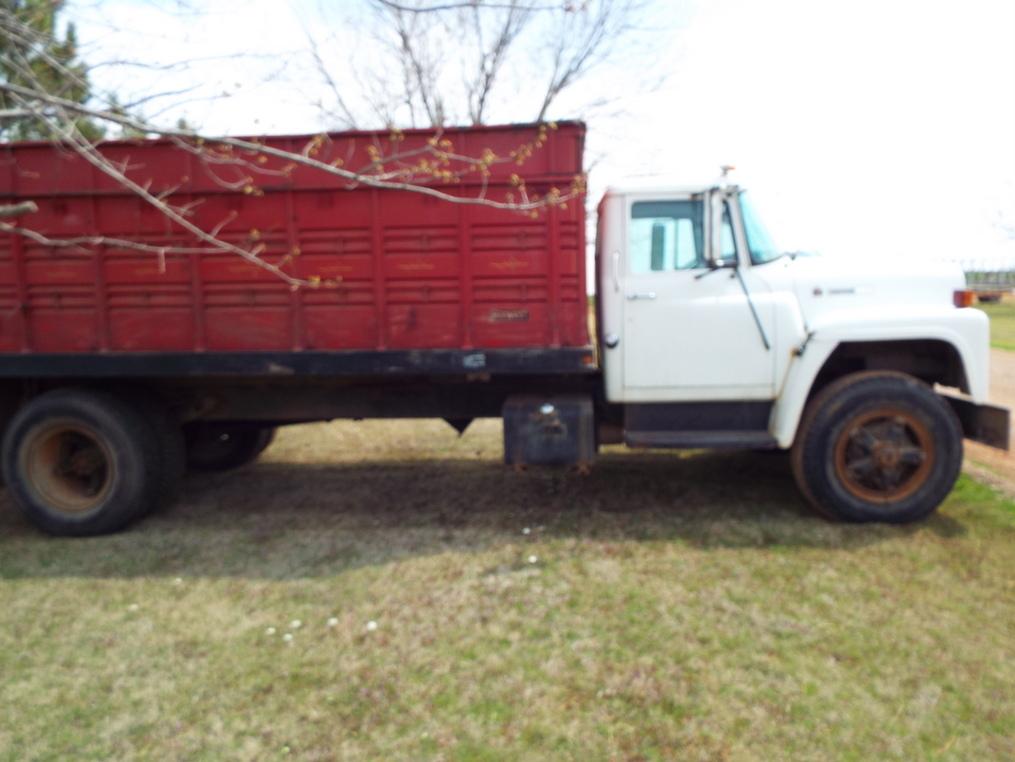 1978 International 3 ton truck