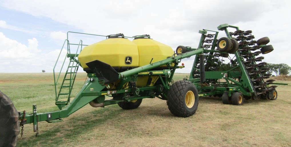 2005 John Deere 1890 No Till Air Drill