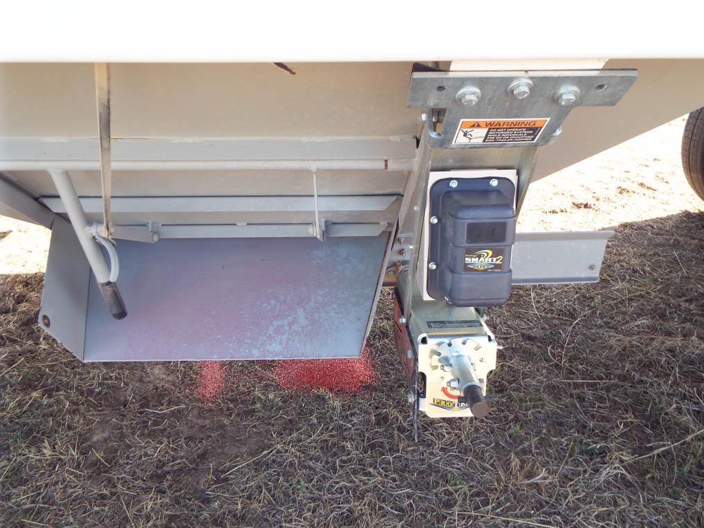 2014 Jet grain trailer, 22' w/electric tarp