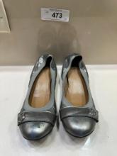 Pair Coach Leather Silver Flats - Size. 6.5 Some Damage