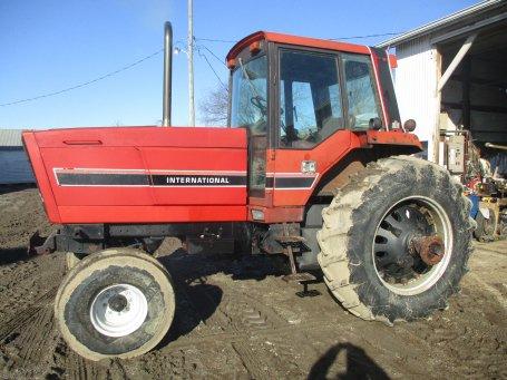 IH 5088 (136 hp.), C/H/A-CHOICE