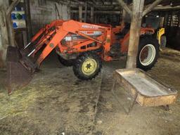 * Kubota L3750, 4WD