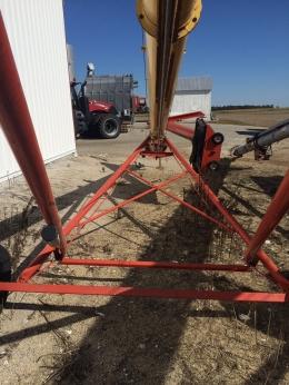 Westfield MK 100-51, 8”x51’ transport auger, swing away hopper, hyd. lift