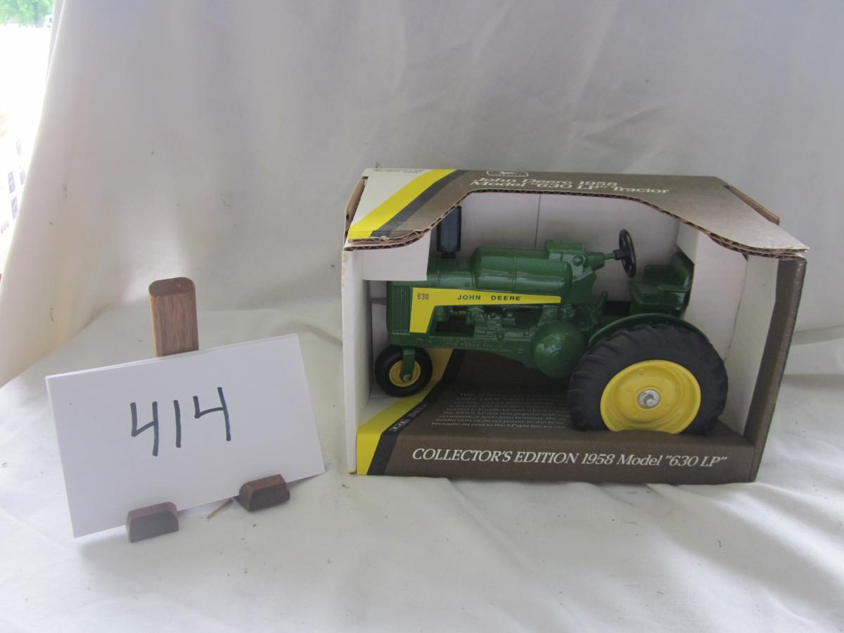 1958 JD 630LP Tractor-NIB-1:16