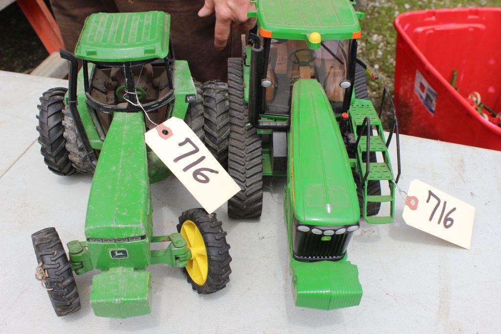 Lot of 2 JD tractors