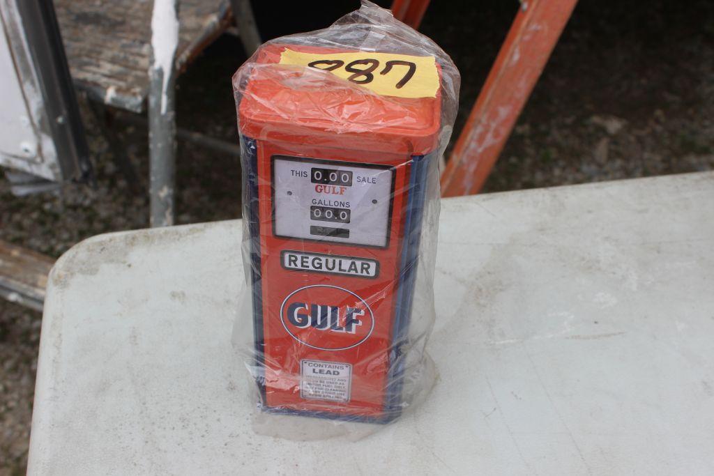 Gulf Gas Pump tin replica