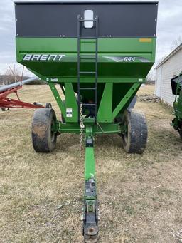 2011 Brent 644 (650 bu.) gravity wagon