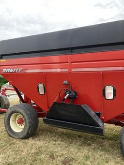 2006 Brent 644 (650 bu.) gravity wagon