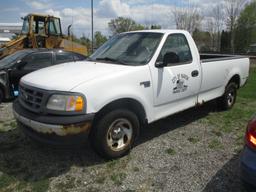 ‘00 Ford F-150, V-8, long bed