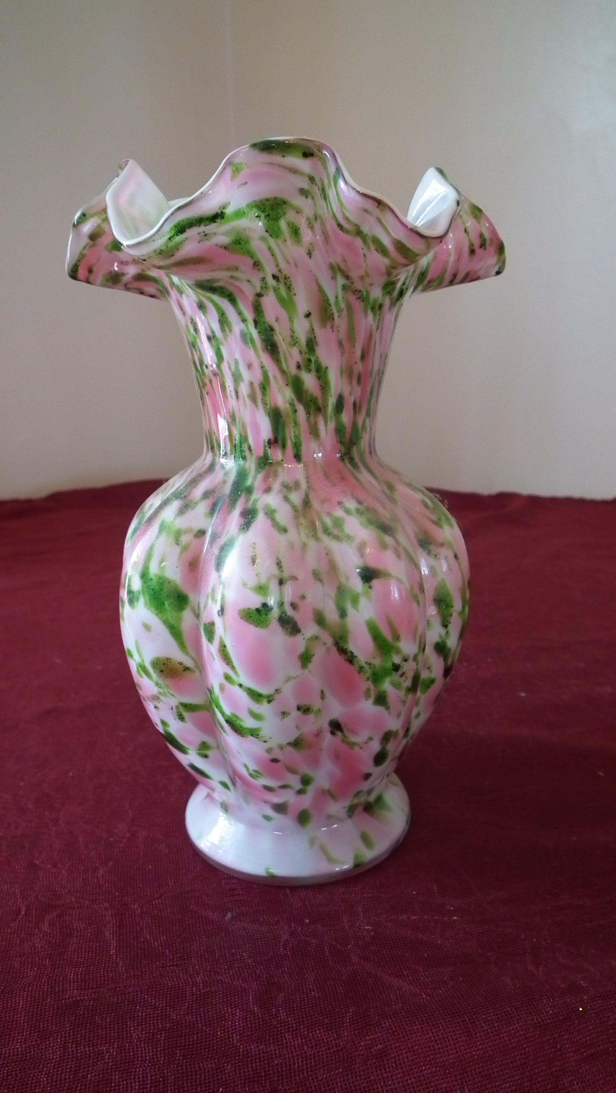 Fenton, green & pink splatter vase, ruffled crimped top, unmarked, 7 1/2” x