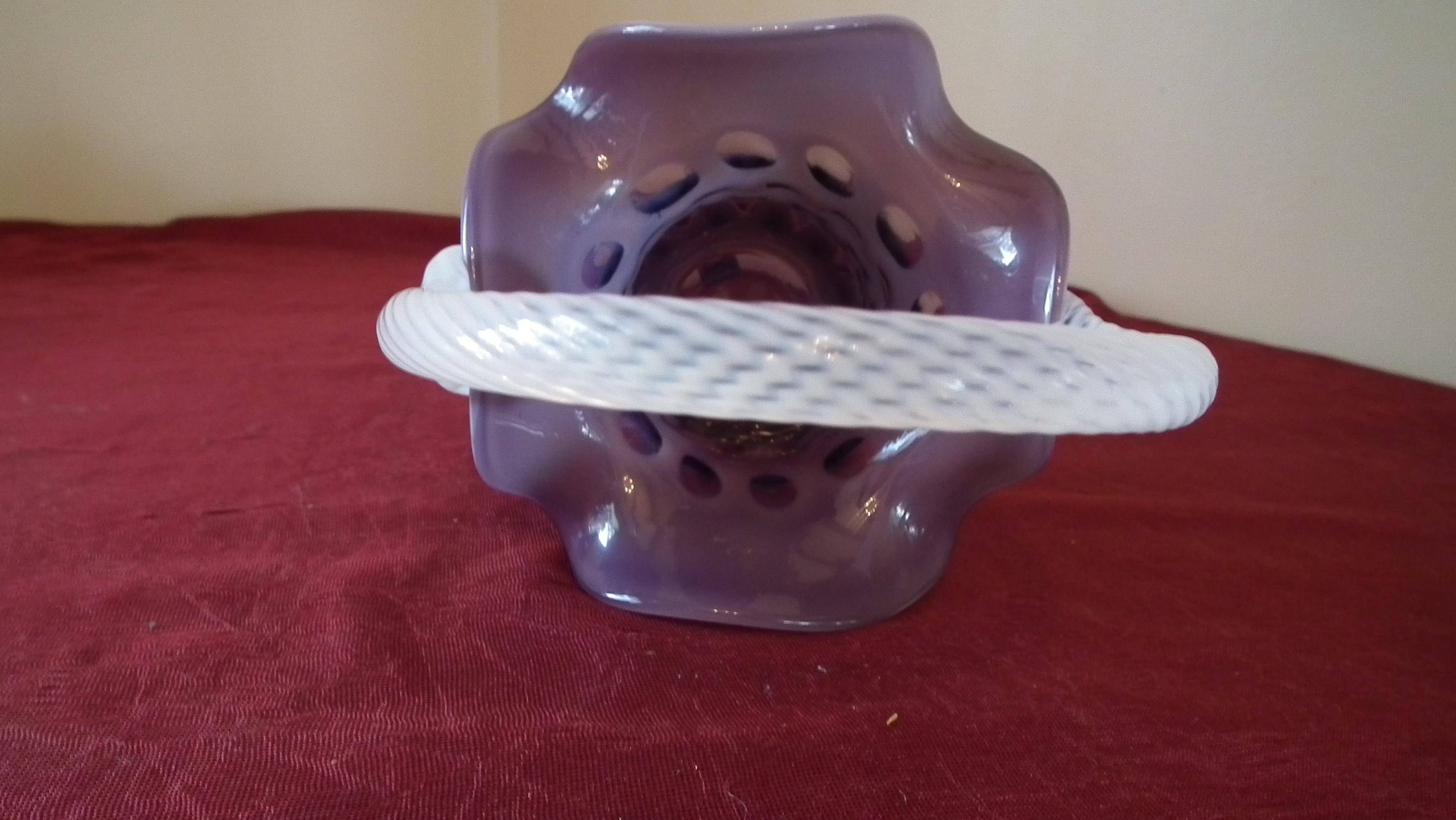 Fenton, purple & white coinspot basket, white opalescent lines on handle, m