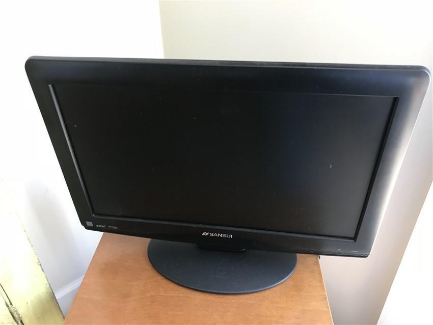 Sansui Small Sized Television With Remote