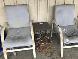 4 Patio Chairs & 2 Patio Tables Lot