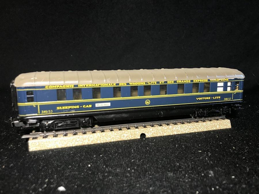 2 50's Marklin HO Model Railroad Sleeping Cars