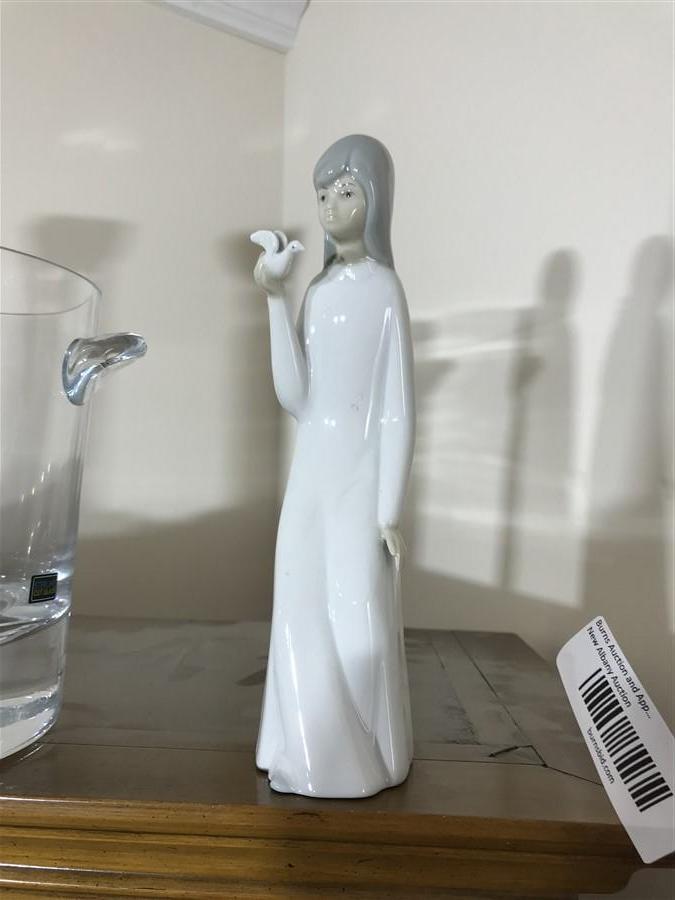 Porcelanas Miguel Requena Porcelain Woman Figure